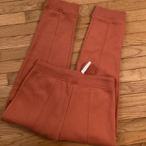 NWT BANANA REPUBLIC SLIM TAPERED LEG UTILITY POCKET FLEECE JOGGER POLISHED LOOK! - Picture 8 of 16